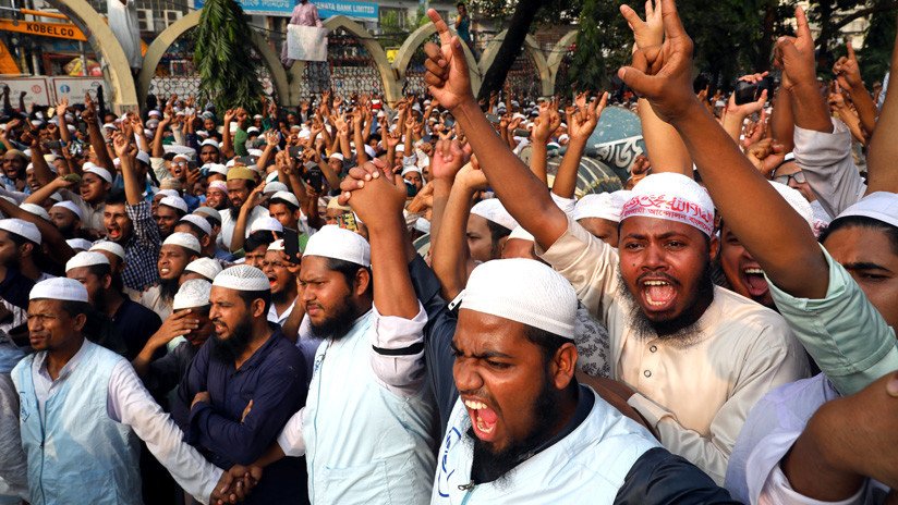 Cuatro muertos en Bangladés en unos altercados desatados por una publicación antiislámica en Facebook
