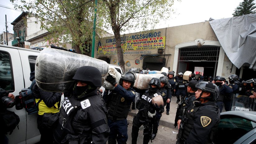 Detenidos, armas y un 'narcotúnel': el saldo de una operación policíaca en el barrio mexicano de Tepito (FOTOS, VIDEO)