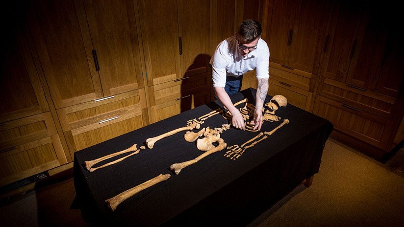 Descubren esqueletos en la Torre de Londres por primera vez en medio siglo