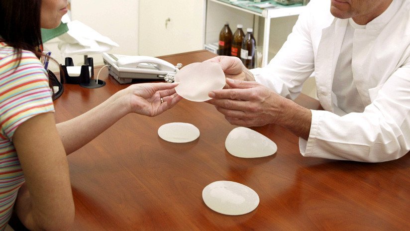 EE.UU. elabora un borrador sobre las etiquetas de las prótesis mamarias para prevenir el cáncer