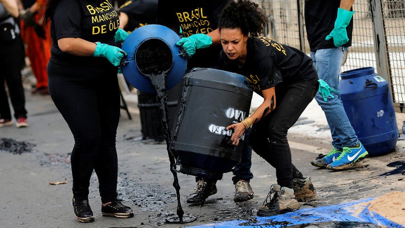 Ministro de medioambiente de Brasil vincula a Greenpeace con los derrames de petróleo en el mar
