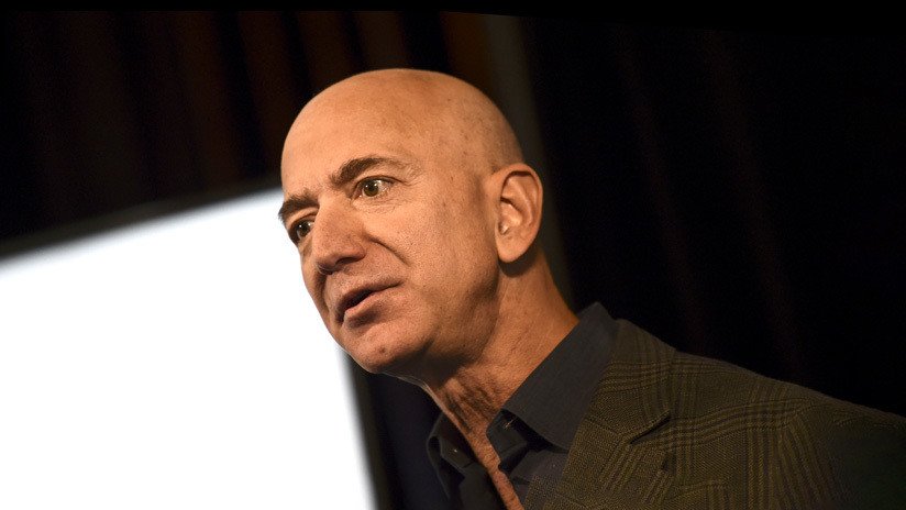 Jeff Bezos, a un paso de perder su título de hombre más rico del mundo al caer las acciones de Amazon un 7 por ciento