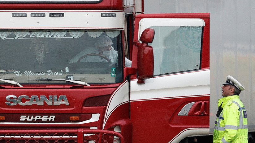 "No puedo respirar": Una familia vietnamita recibió mensajes de despedida de su hija el mismo día que apareció un camión con 39 cuerpos en Londres