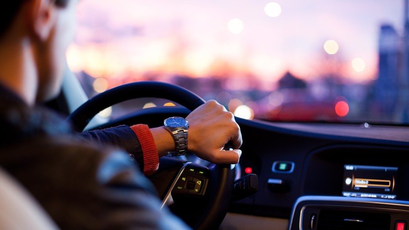 Llega a su décimo examen de conducir en un auto 'robado', vuelve a fracasar y acaba detenido (FOTO)