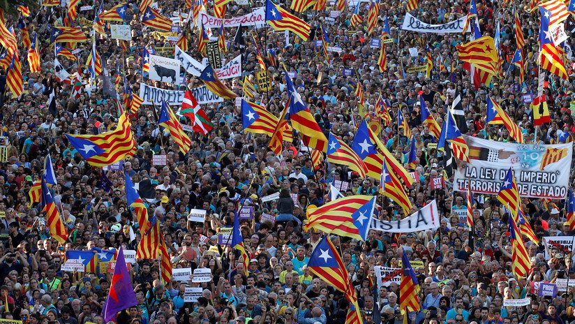 VIDEO: Manifestantes se congregan en Barcelona tras la sentencia contra los líderes independentistas