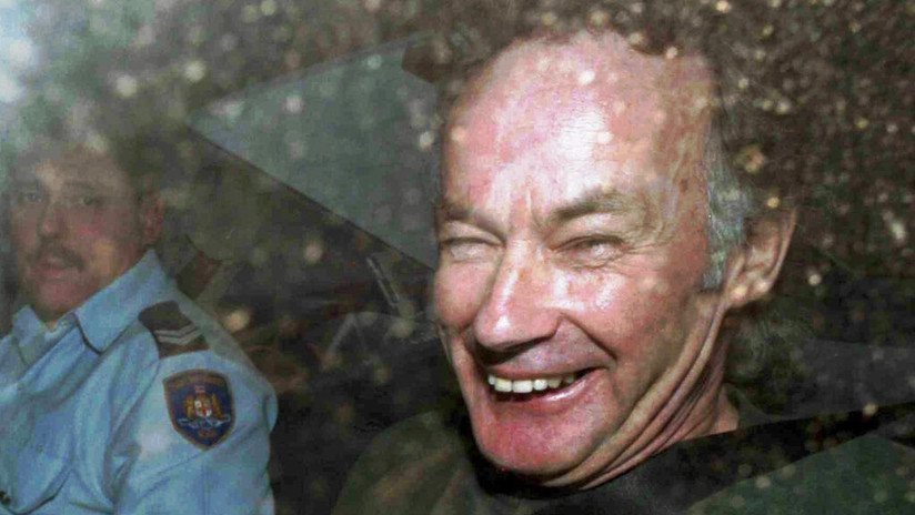 Muere en prisión a los 74 años el peor asesino en serie de Australia, condenado a 7 cadenas perpetuas