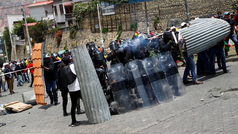 Crecen tensiones en algunas ciudades de Bolivia por choques entre opositores y seguidores de Evo Morales