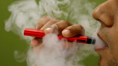 Advierten que el vapeo produce daños pulmonares similares a las quemaduras químicas