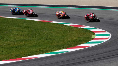VIDEO, FOTOS: Espectacular caída de Marc Márquez en los entrenamientos del Gran Premio de Tailandia