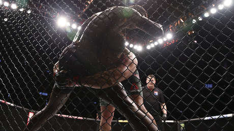 VIDEO: Un luchador estadounidense de MMA noquea a los 29 segundos a su invicto rival ruso