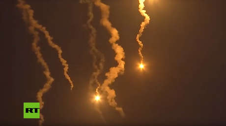 VIDEO: Militares de Rusia y Bielorrusia penetran las 'líneas enemigas' en combate nocturno
