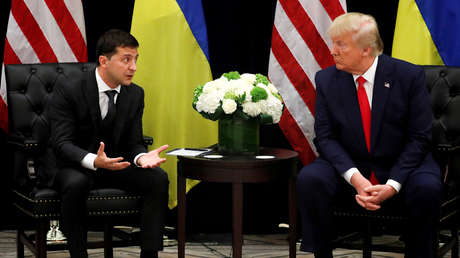 Un alto cargo de EE.UU. asegura que la Casa Blanca omitió frases clave en la transcripción de la conversación de Trump y Zelenski