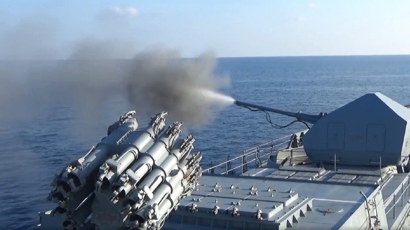VIDEO: Buques de guerra, naves auxiliares y la aviación rusa participan en ejercicios militares en el Mediterráneo
