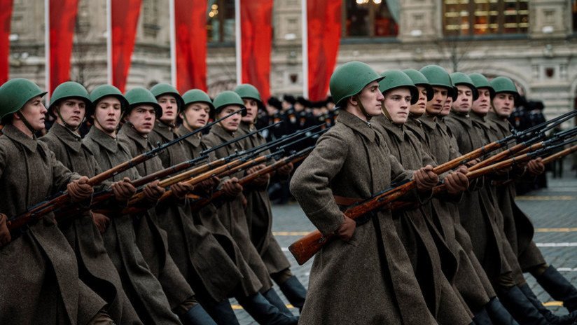 Moscú conmemora el histórico desfile de 1941 que le mostró al mundo que el Ejército Rojo no se daba por vencido