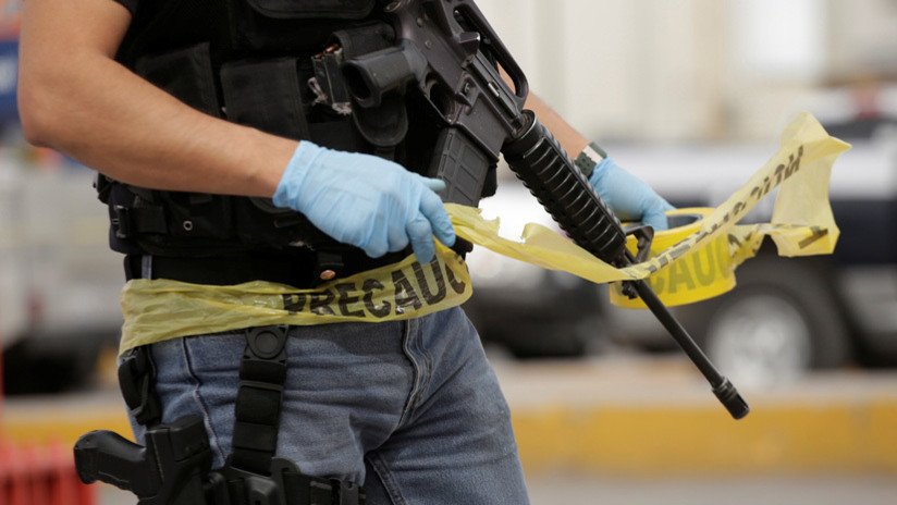 Mueren tres personas durante un enfrentamiento en un centro comercial en México