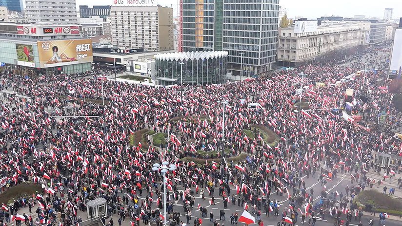 "Europa está muriendo": miles de ultranacionalistas marchan en Polonia por el Día de la Independencia
