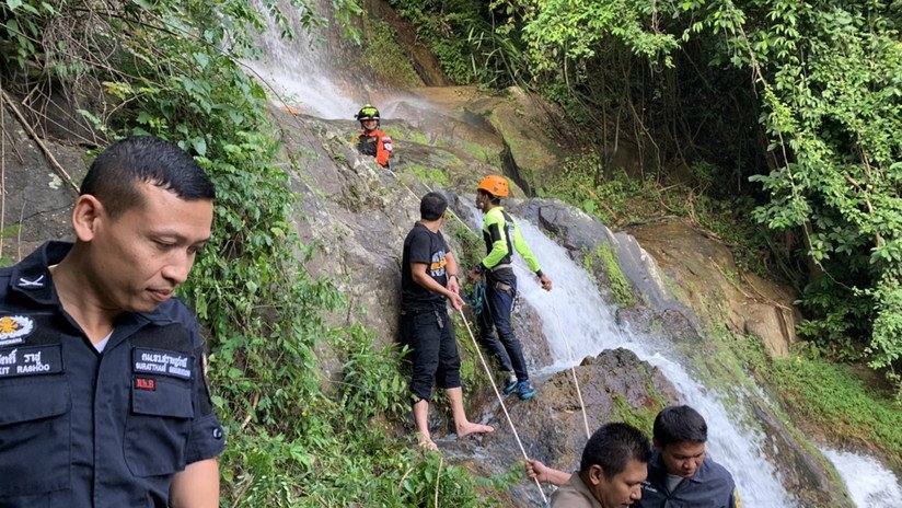 Un turista francés muere en Tailandia al caer por una cascada mientras intentaba hacerse una selfi