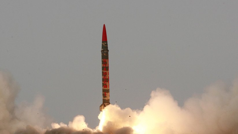 VIDEO: Pakistán lanza con éxito un misil balístico