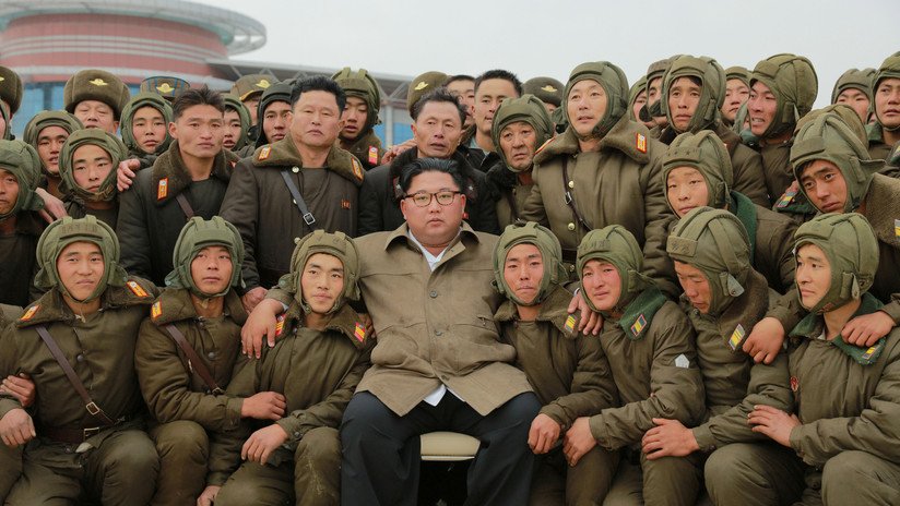 Kim Jong-un destaca la necesidad de estar preparado para una guerra mientras supervisa un entrenamiento militar