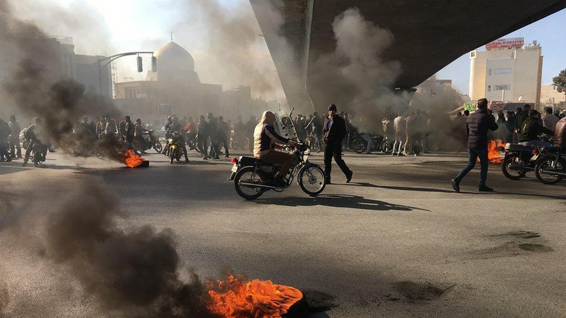Irán advierte de "medidas decisivas y revolucionarias" si continúan los disturbios en el país