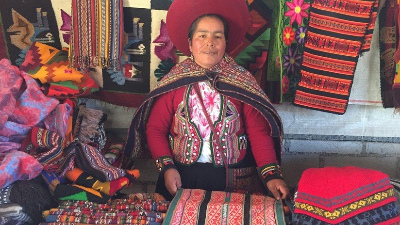 Los tejidos naturales del Valle Sagrado del Perú, el secreto para el empoderamiento de las mujeres