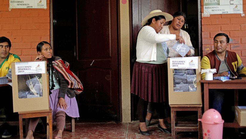 La OEA aprueba resolución que pide al gobierno de facto de Bolivia convocar "urgentemente" a elecciones