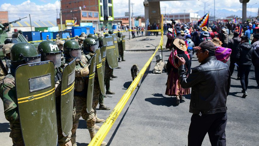 Represión, ataques a la prensa y posibles elecciones: los primeros días del Gobierno de facto en Bolivia
