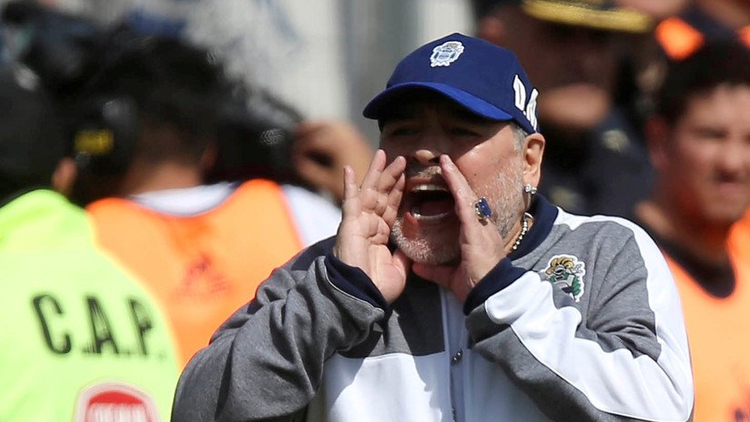 Maradona regresa a Gimnasia dos días después de anunciar su renuncia
