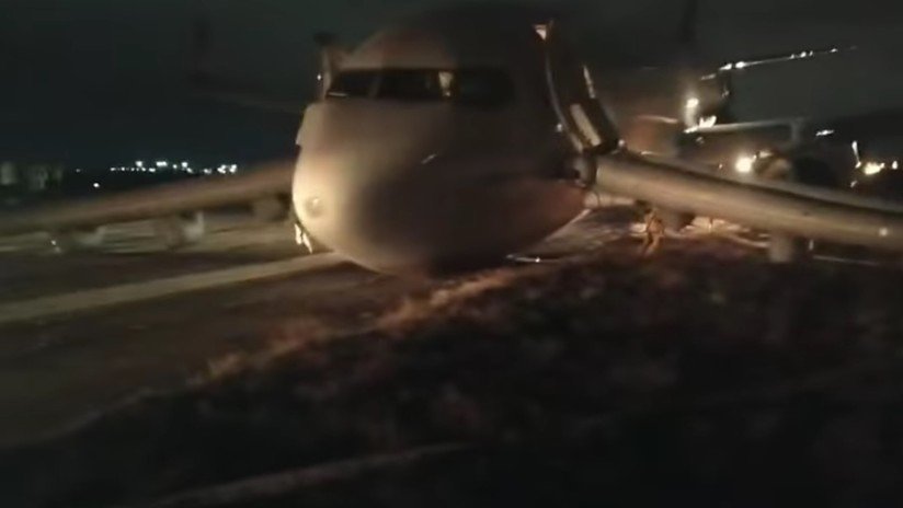 VIDEO: Un Boeing de Turkish Airlines aterriza de emergencia en Ucrania con un tren de aterrizaje roto