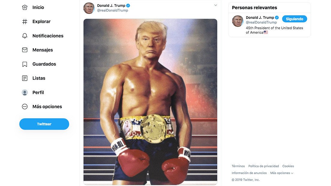 FOTO: Trump 'se disfraza' de Rocky Balboa y deja boquiabierta a la Red