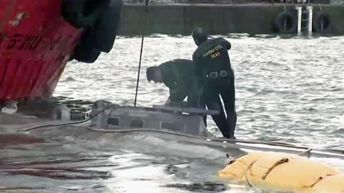 Detienen al tripulante prófugo del narcosubmarino hallado en España