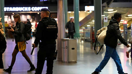 "Al menos sabemos que el botón funciona": Reacciones a la falsa alarma de secuestro en el aeropuerto de Ámsterdam
