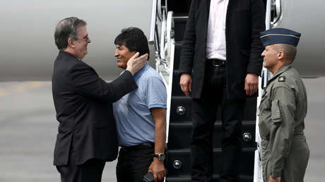 "Me salvaron la vida": Evo Morales aterriza en México como asilado político (VIDEO)