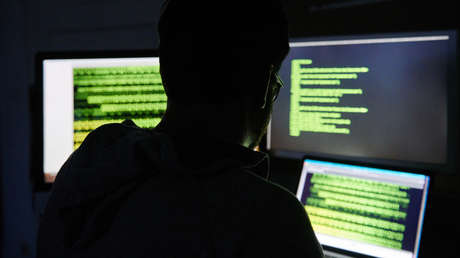 'Hackeo' al Banco Nacional de las Islas Caimán expuso miles de datos de clientes en una filtración comparable a la de los 'Panamá Papers'