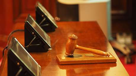 Suspenden a dos jueces por la liberación de un hombre señalado de asesinar a la mujer que lo denunció por agresión