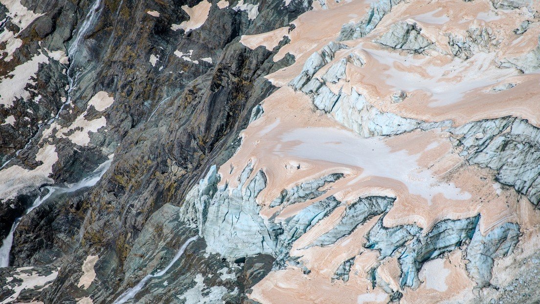FOTOS: Glaciares donde se filmó 'El señor de los anillos' se vuelven rojos, creando preocupación