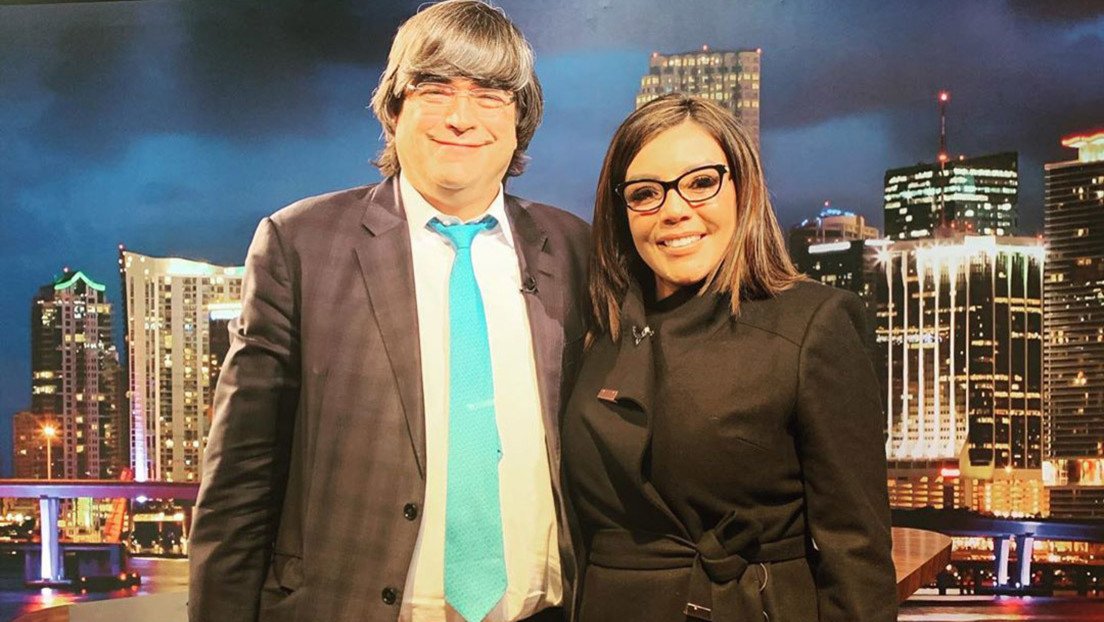 Jaime Bayly invita a una vidente colombiana a su programa y esta le cuenta que Cristina Kirchner "derrumbó" al ARA San Juan