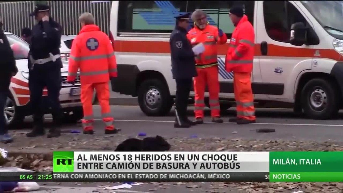 Al menos 18 heridos en un choque entre un camión de basura y un autobús en Italia