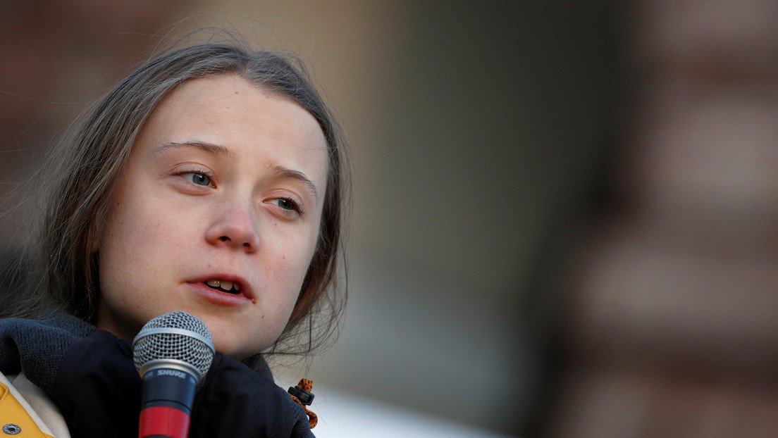 Greta Thunberg se disculpa por su comentario de poner a los políticos "contra la pared"