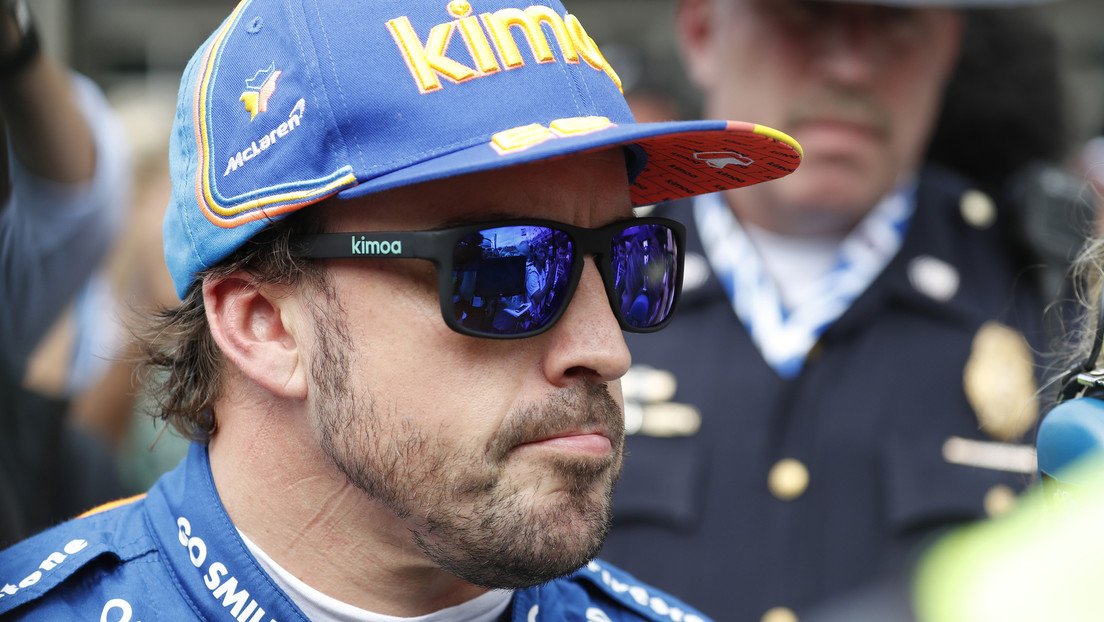 "El payaso de Twitter del día": El piloto Fernando Alonso arremete contra un periodista que le recordó una de sus famosas declaraciones
