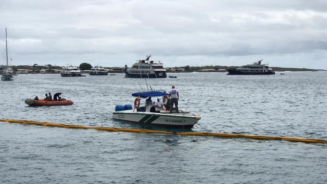 Ecuador decreta emergencia en las islas Galápagos por el derrame de combustible
