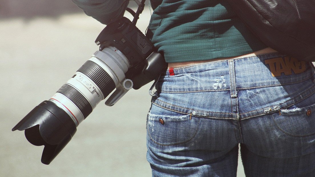 Un millonario busca fotógrafo personal para que viaje con él por el mundo a cambio de un salario anual de 55.000 dólares