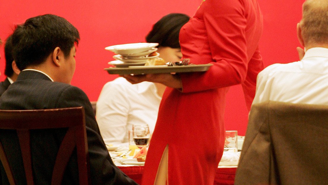 Arrestan al dueño de un restaurante chino por añadir opio a sus platos para volver adictos a los clientes