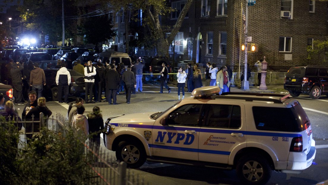 "Apuñalamiento masivo" cerca de una sinagoga Nueva York deja cinco heridos (VIDEO)