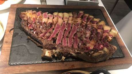 "¡Un almuerzo vegetariano!": ministro brasileño del medioambiente se burla del fracaso de la COP 25 con esta foto