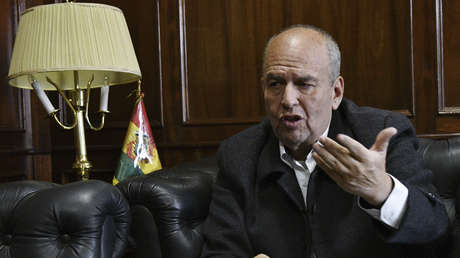Gobierno de facto de Bolivia: "Será complicado detener a Morales, pero podemos activar la extradición"