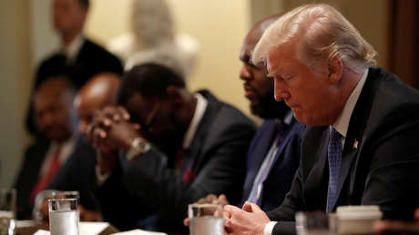 Una influyente revista cristiana pide la dimisión de Trump, al que tilda de "ser humano moralmente perdido"