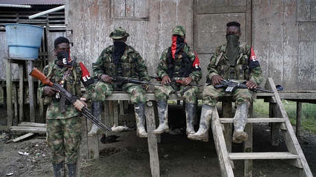 El ELN libera en Colombia a tres menores a los que catalogó como "niños espías"
