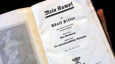 El autor del video en el que un niño recibe el libro de Hitler 'Mein Kampf' a cambio de 'Minecraft' aclara que fue una broma