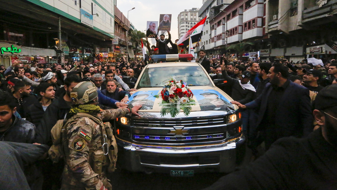 Multitud canta "muerte a EE.UU." durante la procesión fúnebre en memoria del general Soleimani en Irak (VIDEO, FOTOS)
